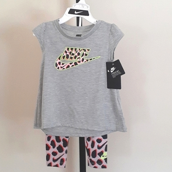 Nike Other - 36. NIKE LEGGINGS & TOP SET SIZE 2T NWT PINK FOAM